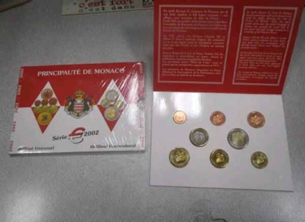 MON01 COFFRET MONACO 2002 – Image 2